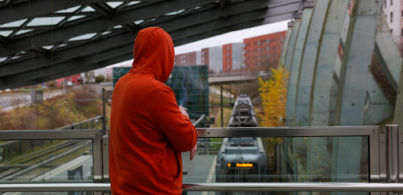 „Wir haben alles verloren“: Vater von vier Kindern steht nach verheerendem Brand vor dem Nichts