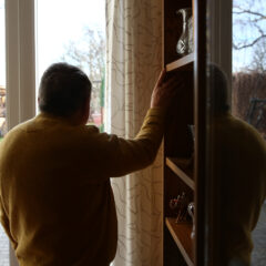 Er hat als selbst&auml;ndiger Handwerker gearbeitet &ndash; doch heute reicht die Rente nicht mal f&uuml;r ein H&ouml;rger&auml;t