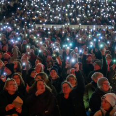 Mehr als 30.000 Menschen singen gemeinsam Weihnachtslieder &ndash; und machen die Erfahrung, wie gut Gemeinschaft tut